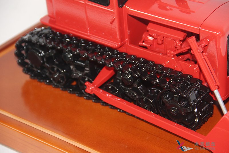 東方紅60推土機模型--博物館展覽模型--秀美模型